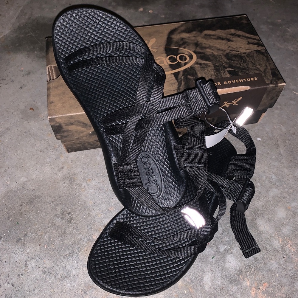 Black chacos
